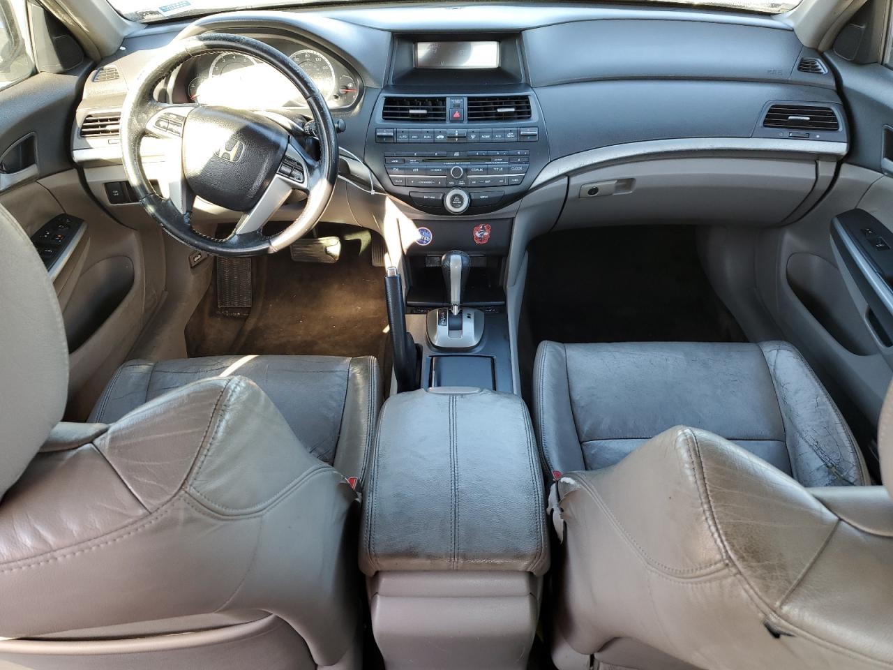 2009 Honda Accord - Image 8