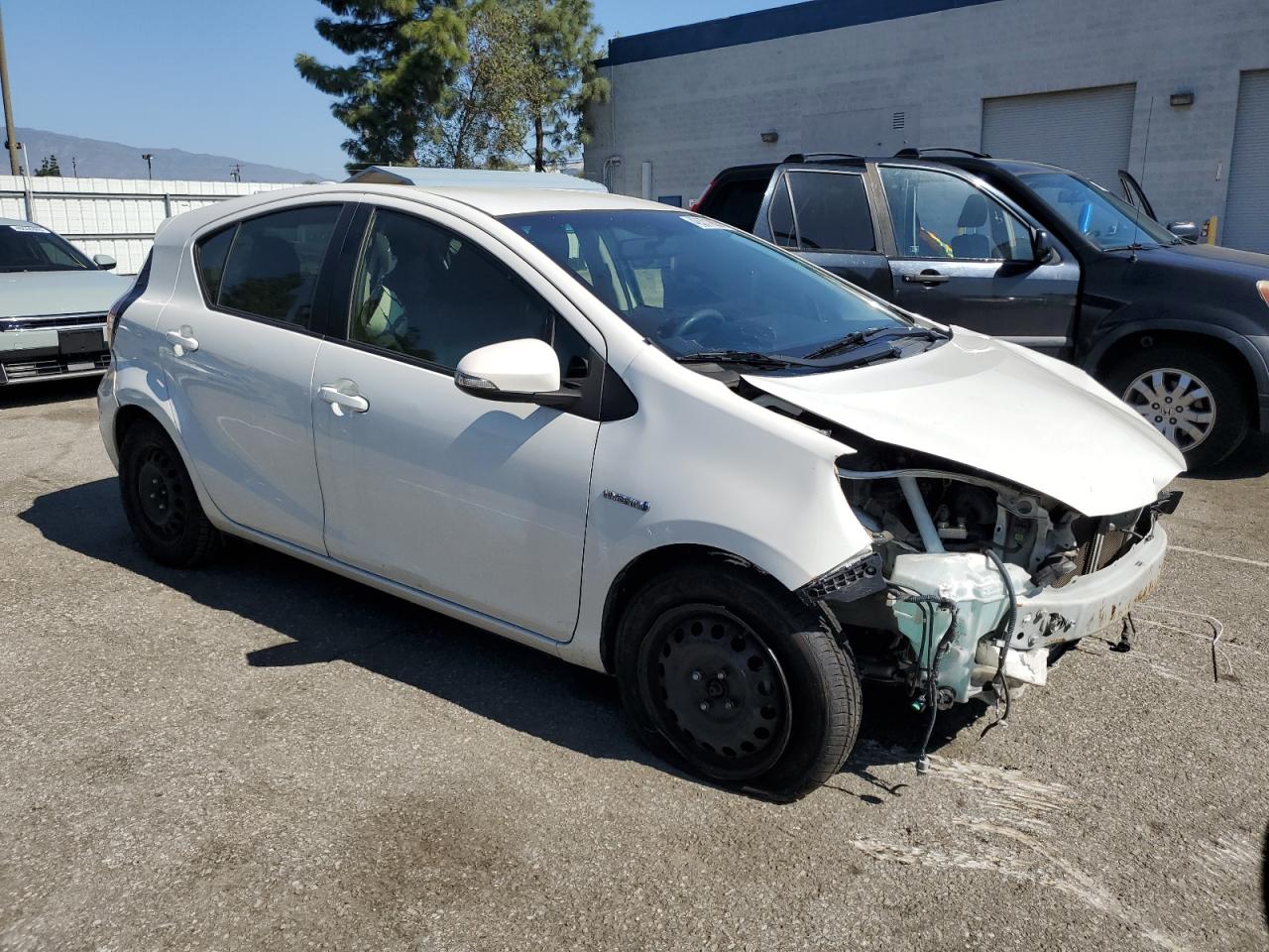 2015 Toyota Prius - Image 4