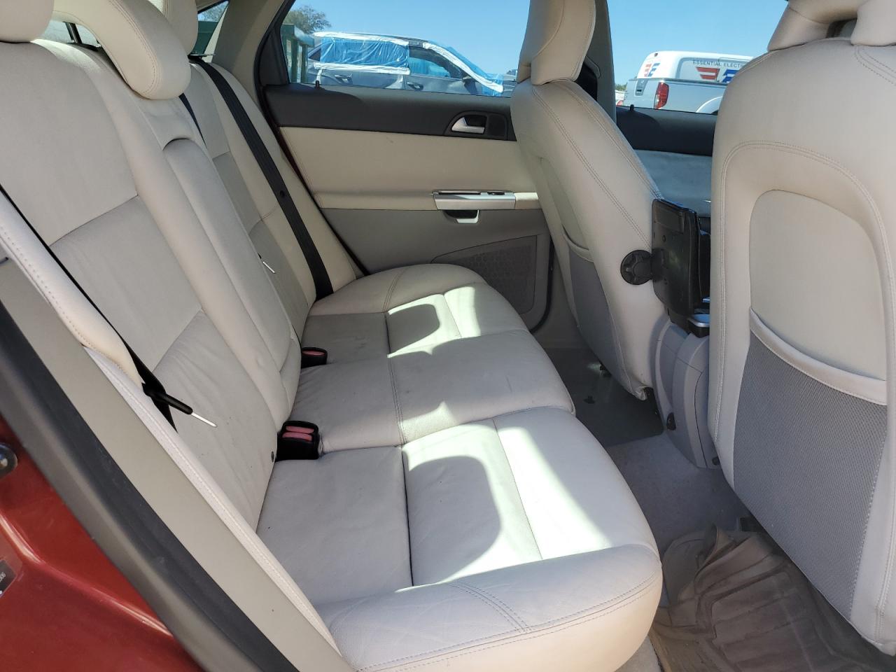 2011 Volvo S40 - Image 10