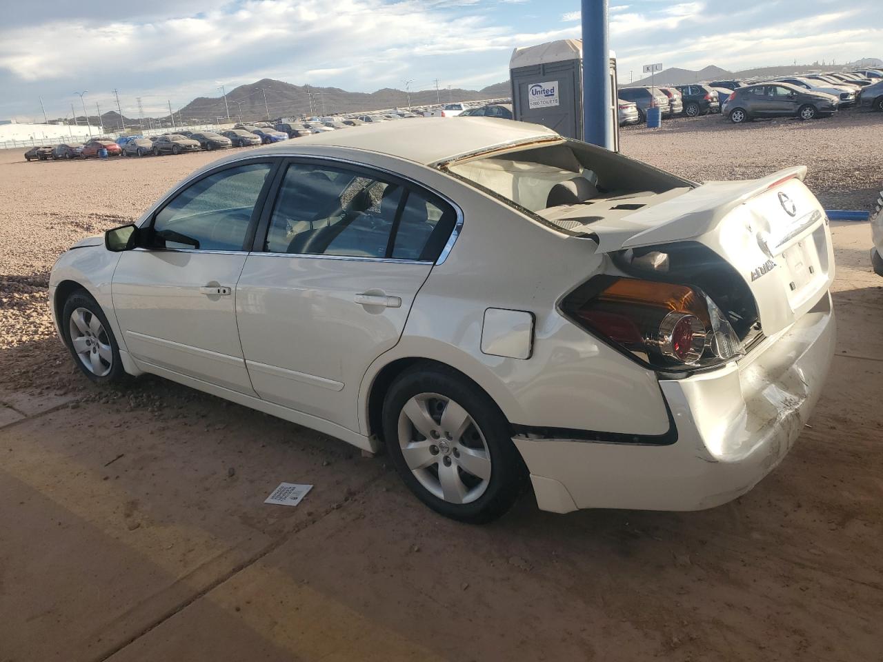 2007 Nissan Altima - Image 2