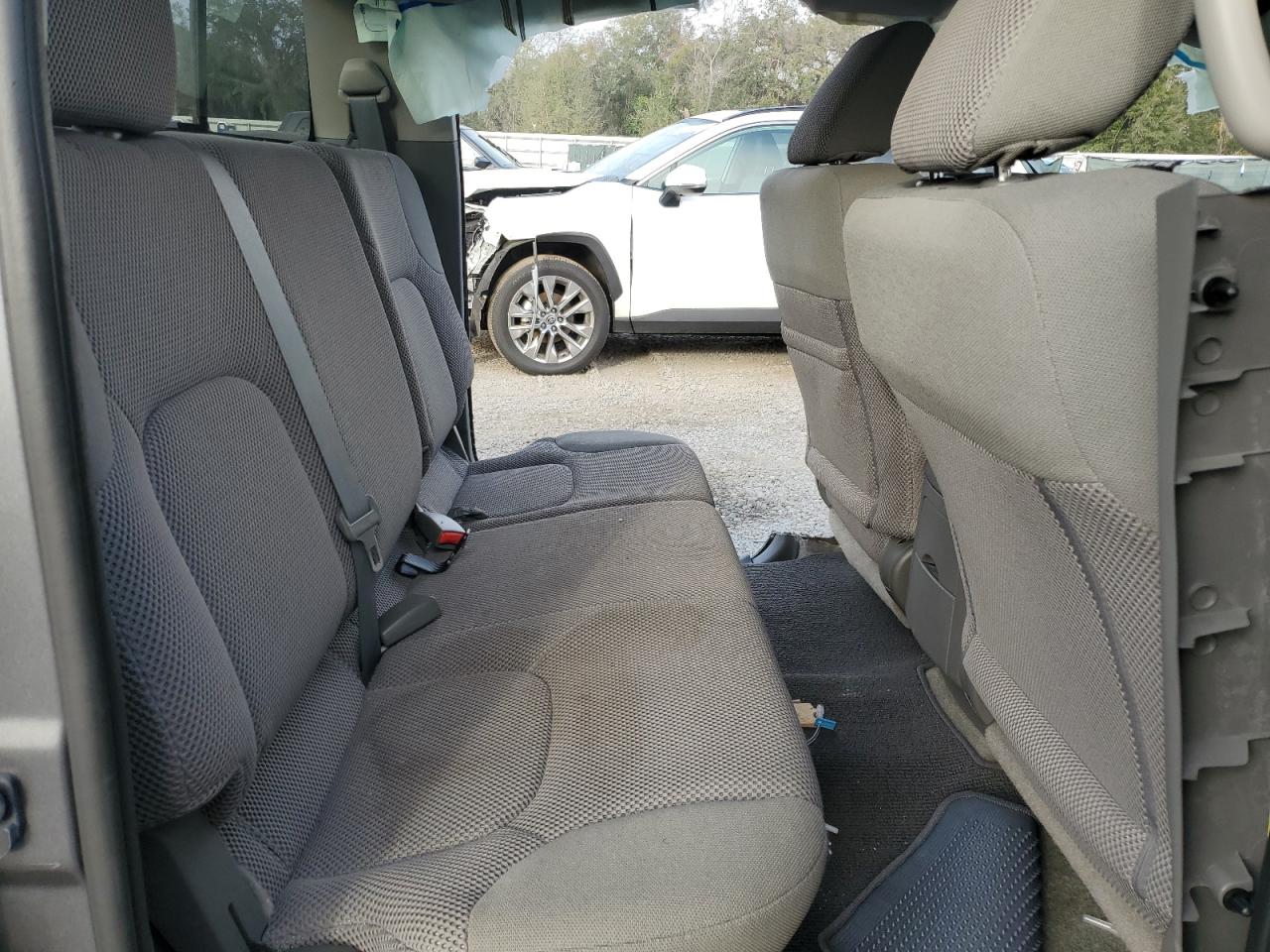 2017 Nissan Navara (Frontier) - Image 10