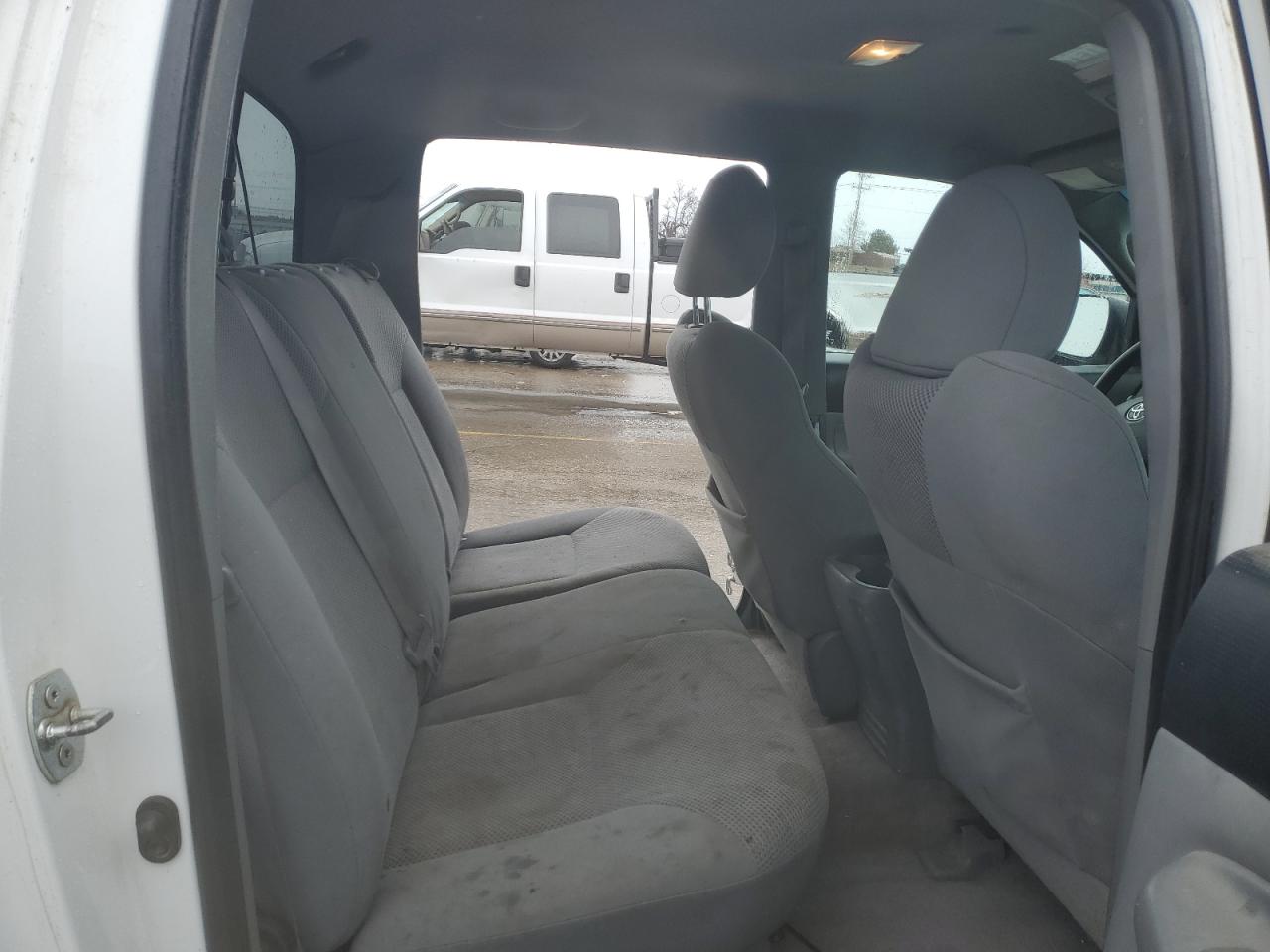 2009 Toyota Tacoma - Image 11