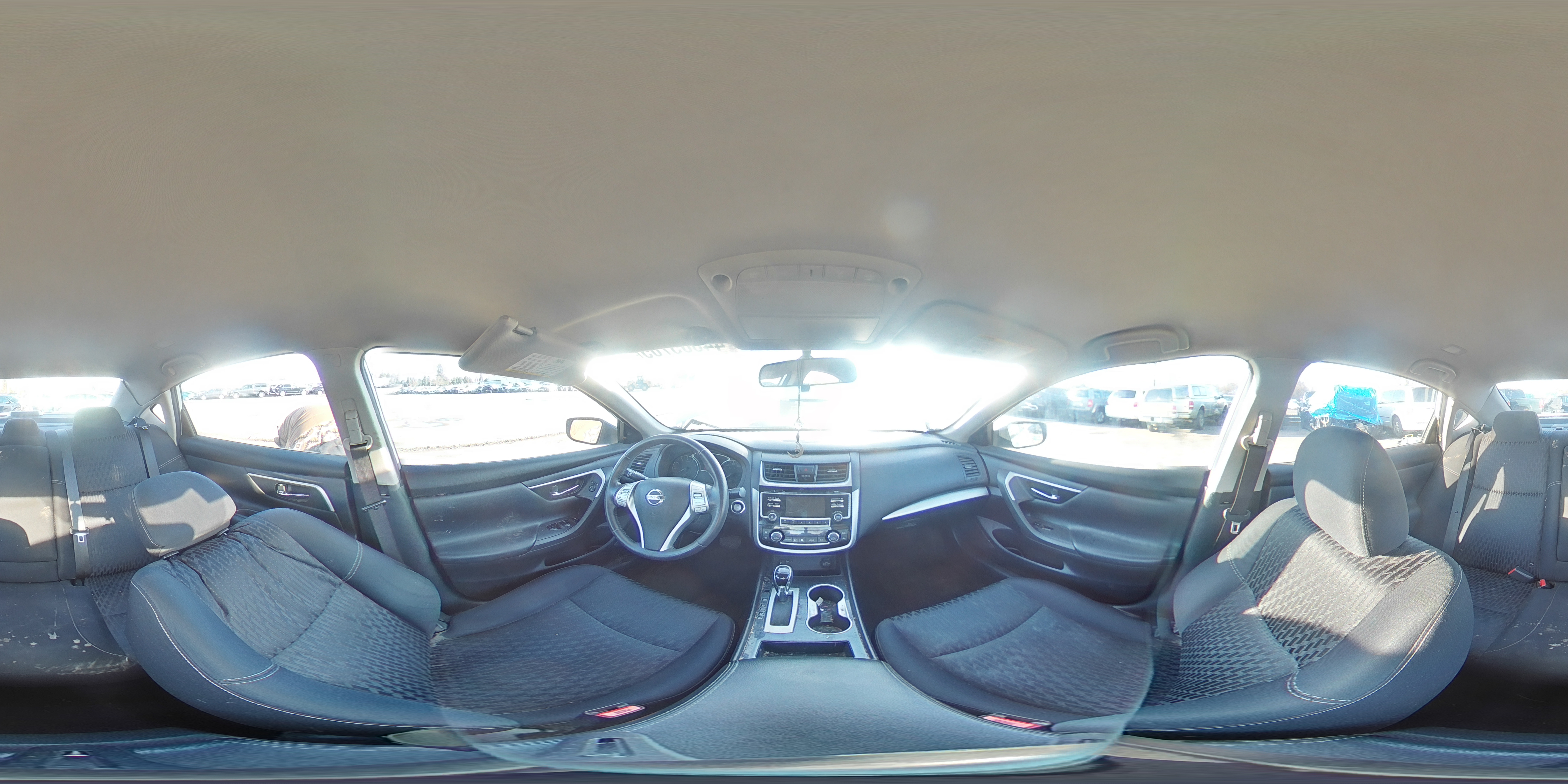 2018 Nissan Altima - Image 12