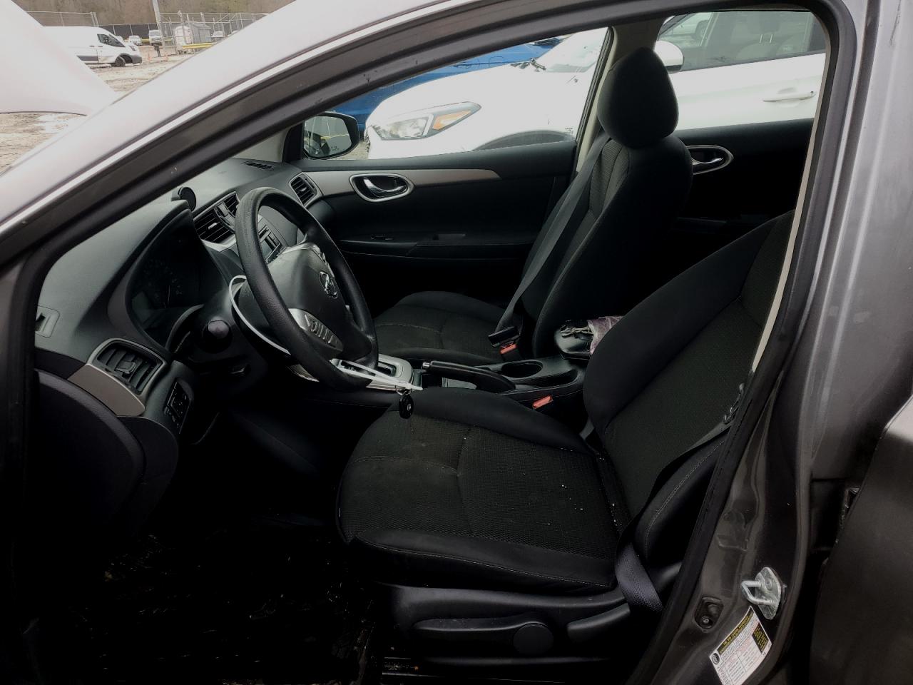 2015 Nissan Sentra - Image 7