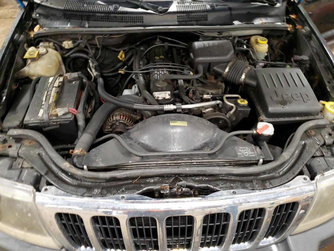 2003 Jeep Grand Cherokee - Image 12