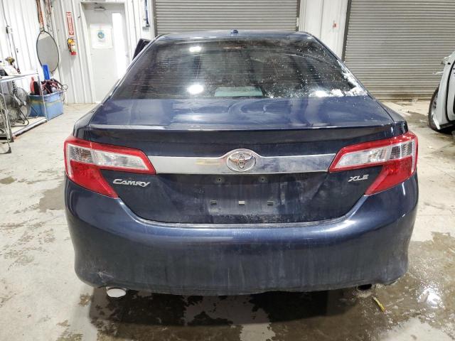  TOYOTA CAMRY 2014 Granatowy