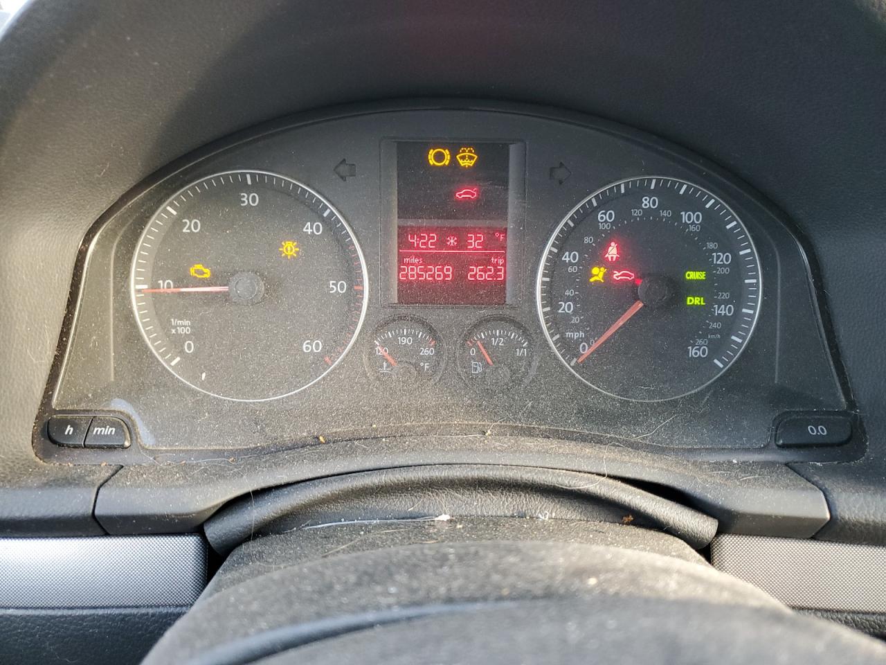 2006 Volkswagen Jetta - Image 9