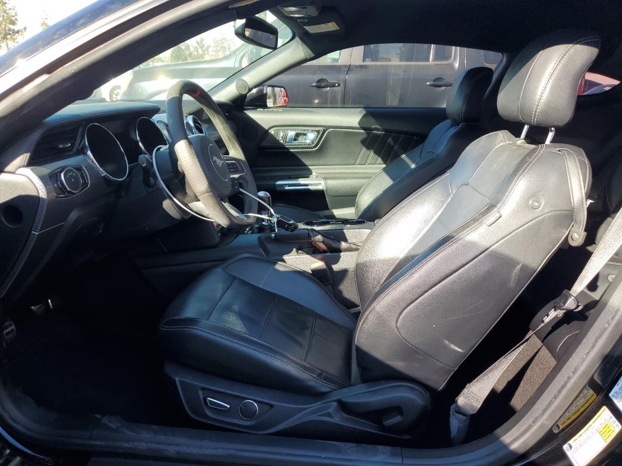 2016 Ford Mustang - Image 7