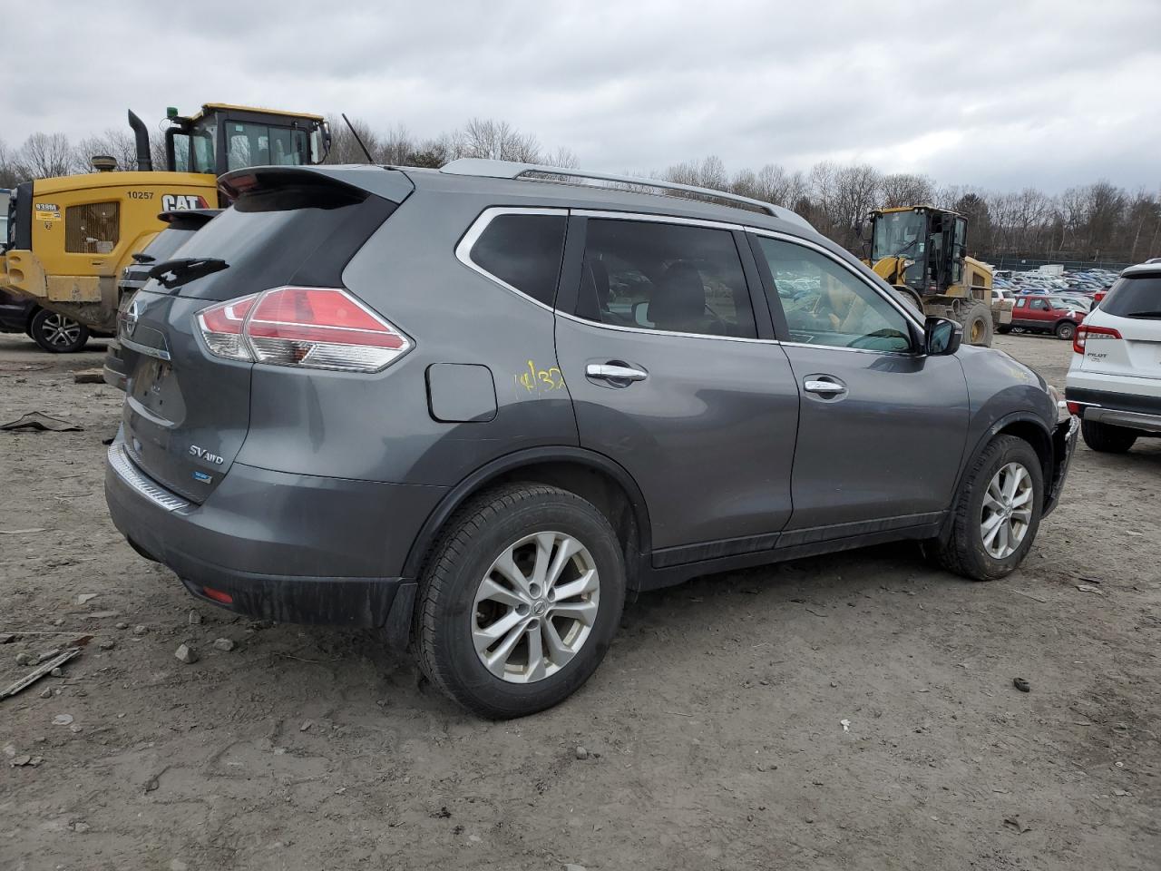 2014 Nissan Rogue - Image 3