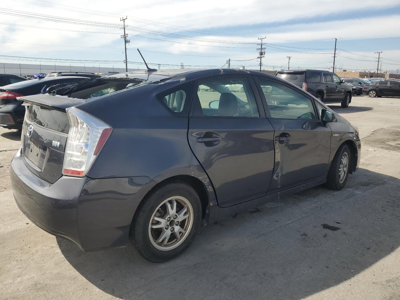 2010 Toyota Prius - Image 3