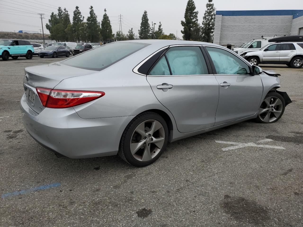 2017 Toyota Camry - Image 3