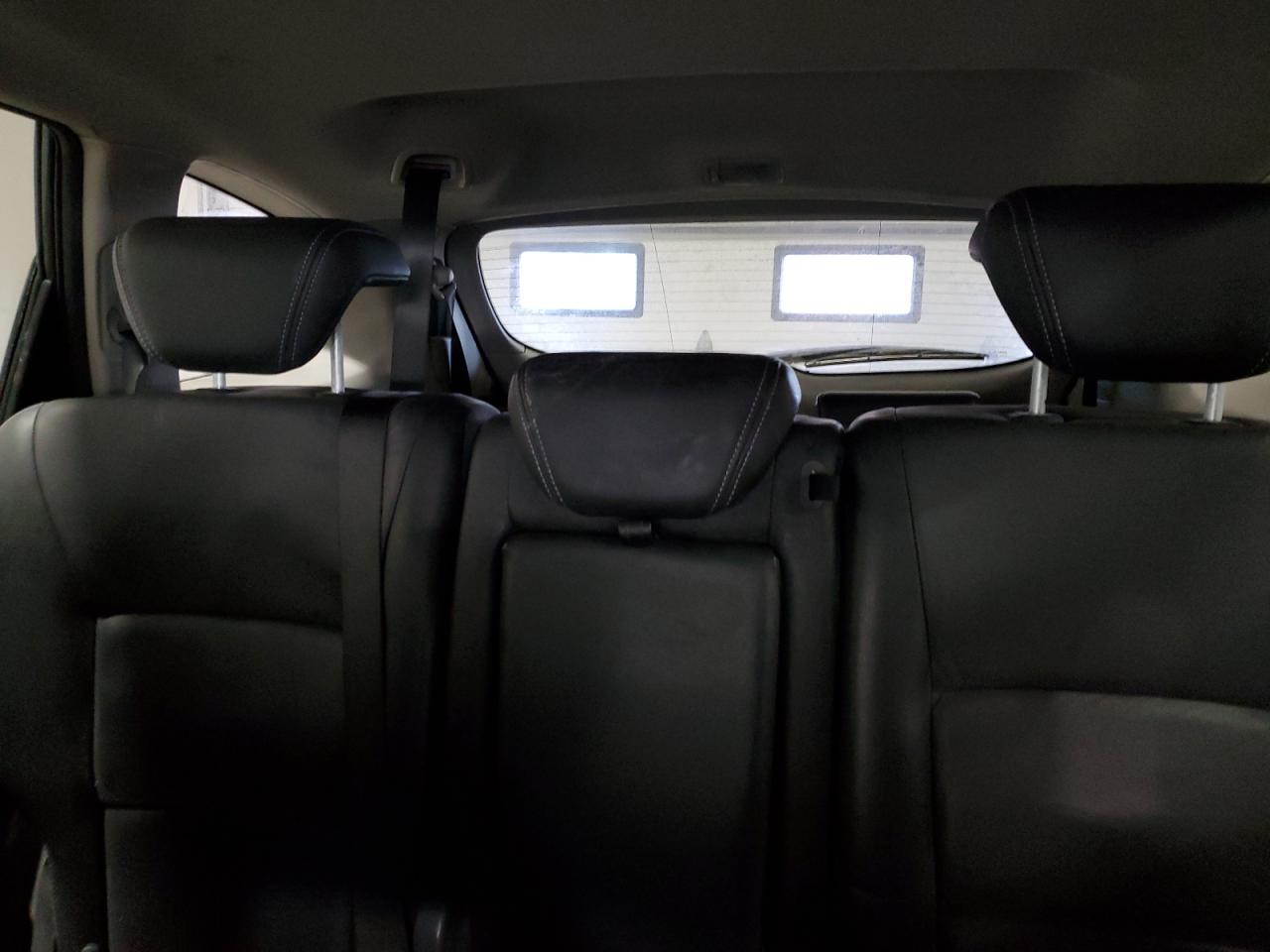 2011 Subaru Tribeca - Image 10