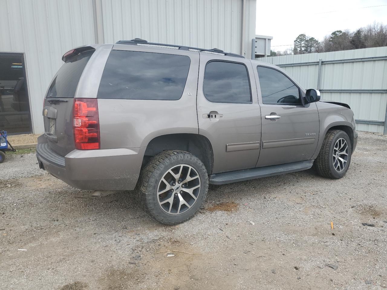 2013 Chevrolet Tahoe - Image 3