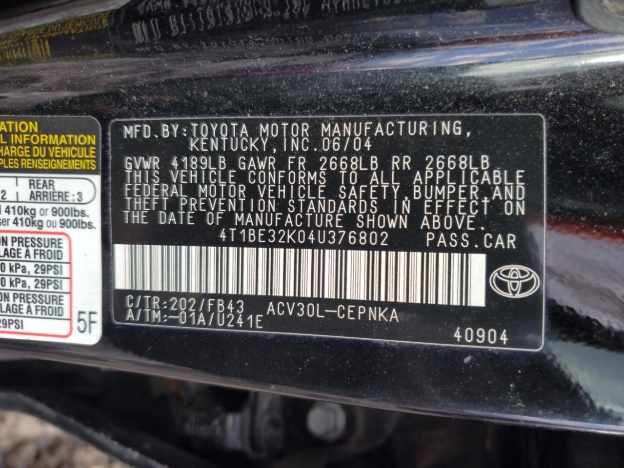 2004 Toyota Camry - Image 12