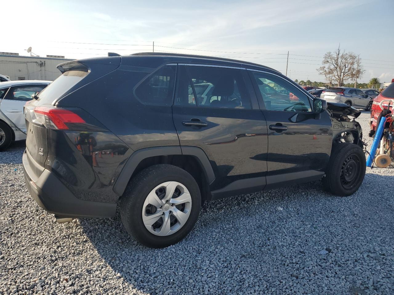 2021 Toyota RAV 4 - Image 3