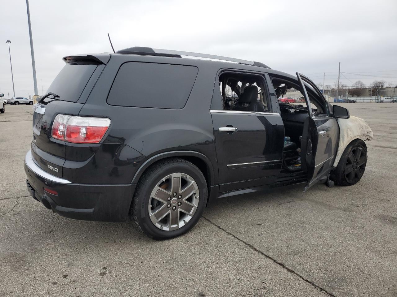 2012 GMC Acadia - Image 3
