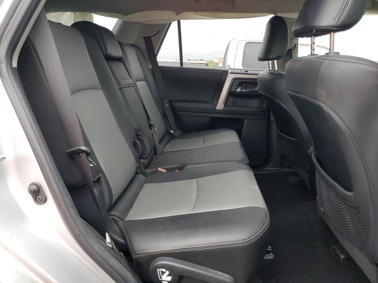 2021 Toyota 4Runner - Image 10