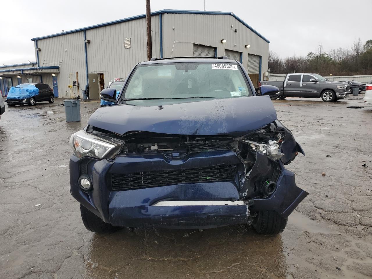 2019 Toyota 4Runner - Image 5