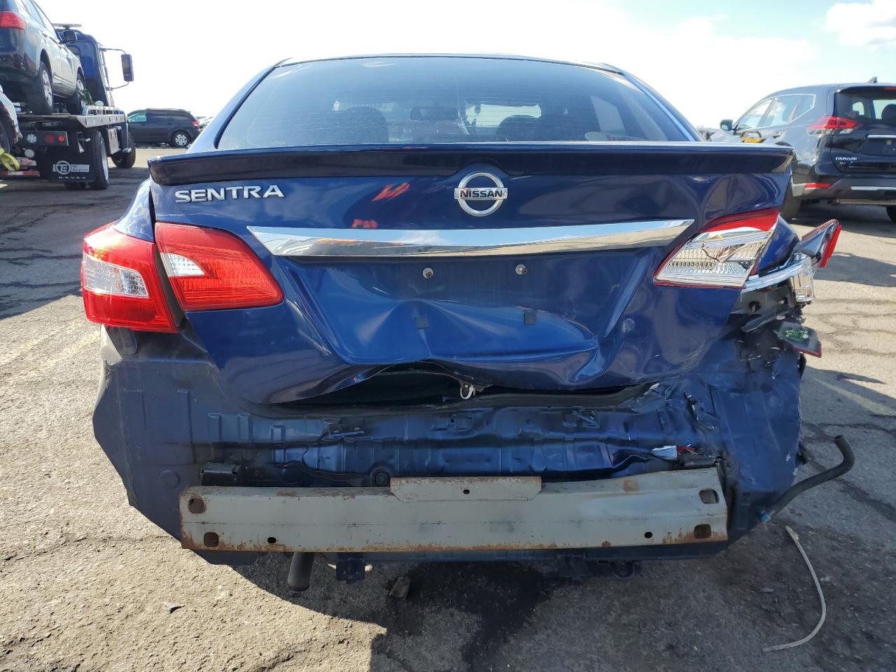 2017 Nissan Sentra - Image 6