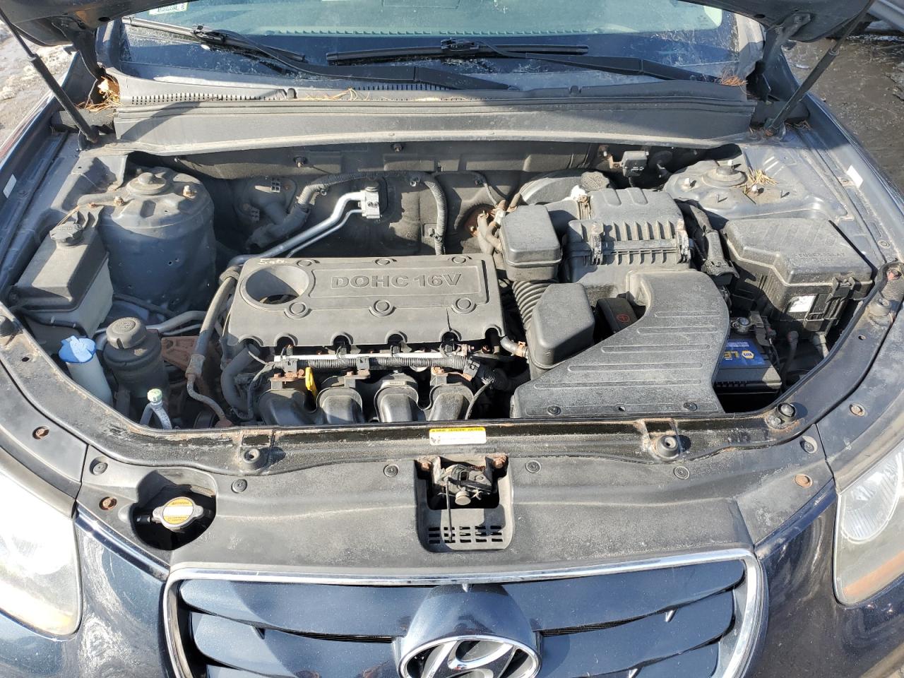 2011 Hyundai Santa Fe - Image 11