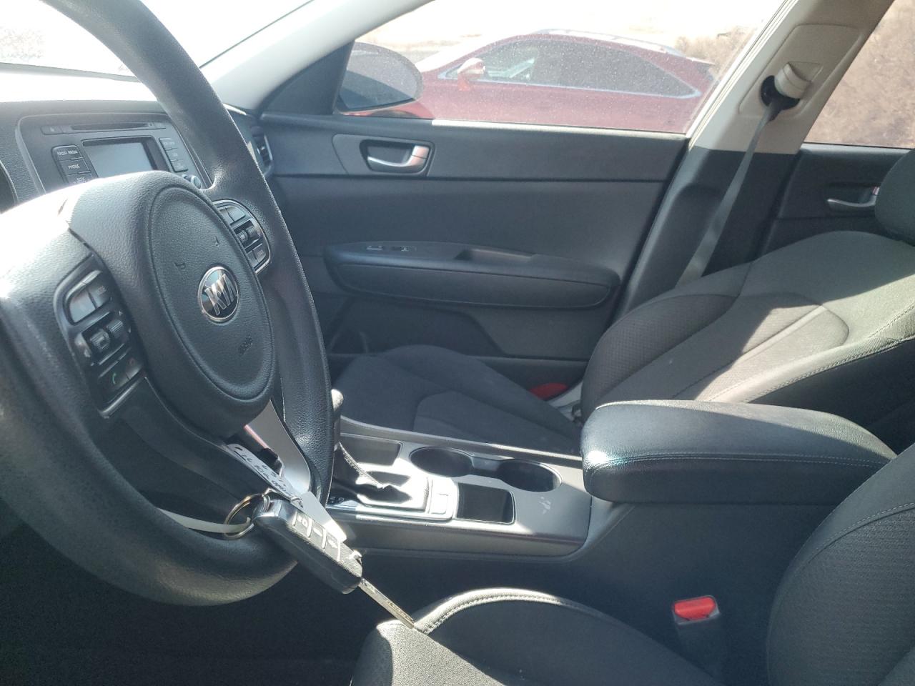 2016 Kia Optima - Image 7
