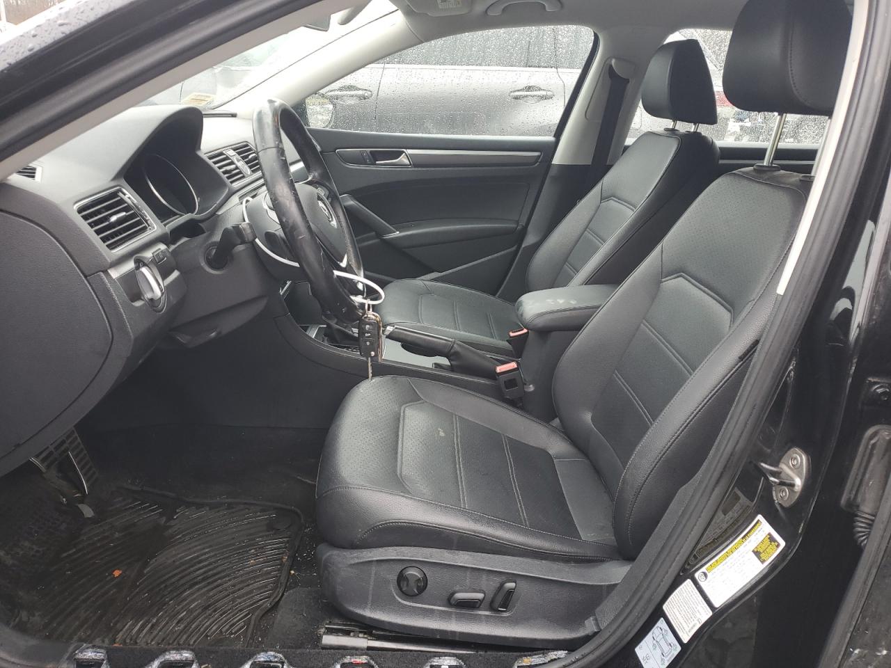 2016 Volkswagen Passat - Image 7