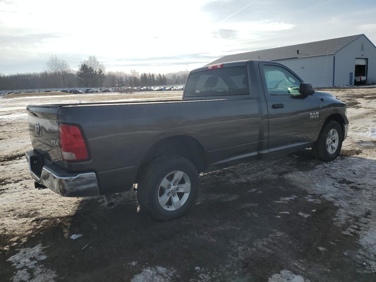 2016 RAM 1500 - Image 3