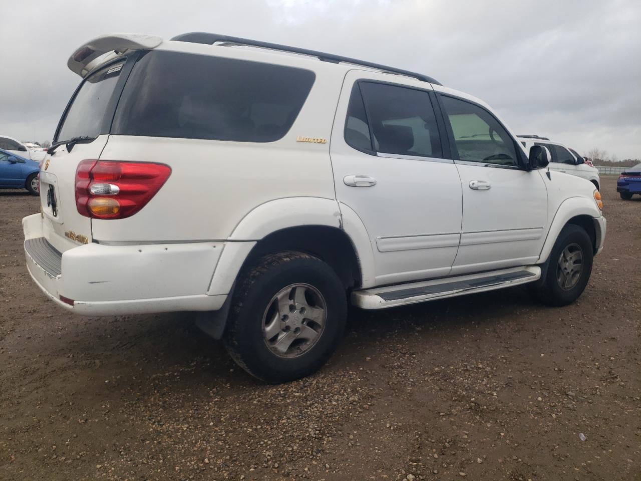 2001 Toyota Sequoia - Image 3
