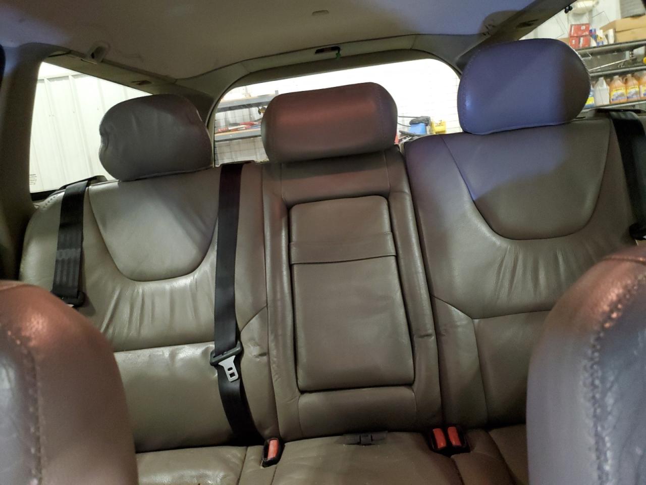 2005 Volvo XC70 - Image 10