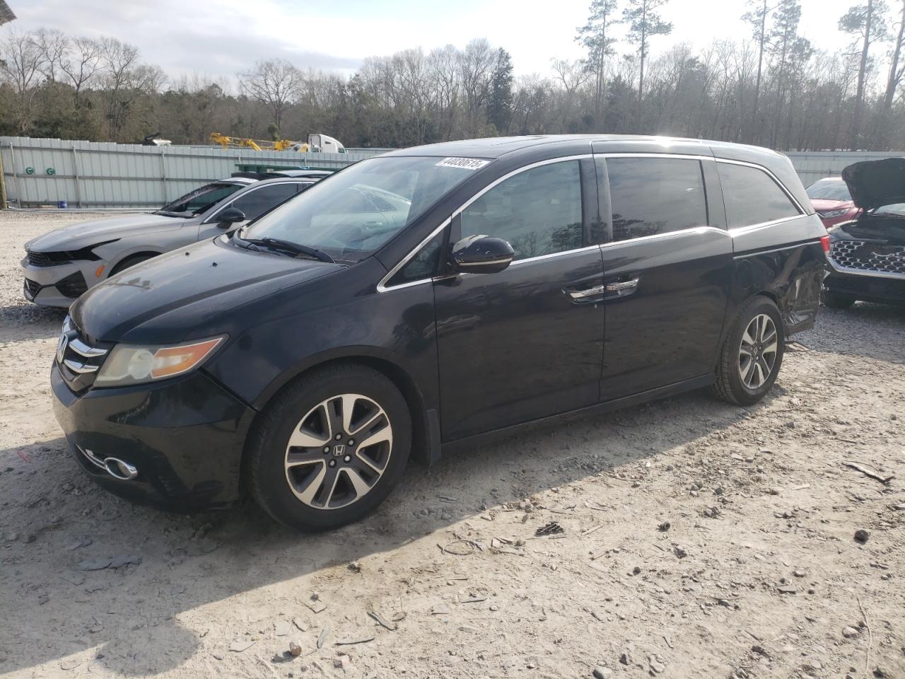 2015 Honda Odyssey - Image 1