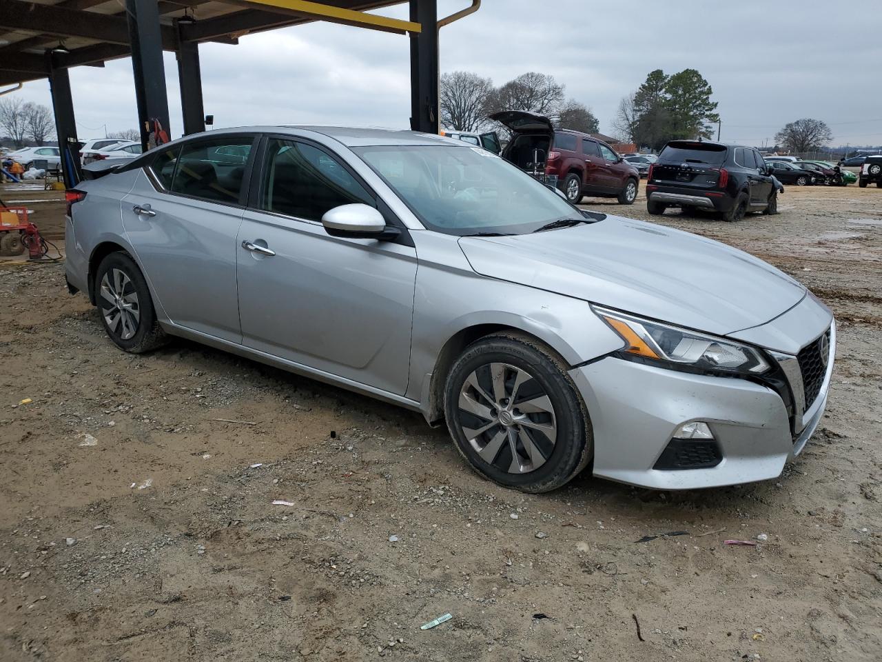 2019 Nissan Altima - Image 4