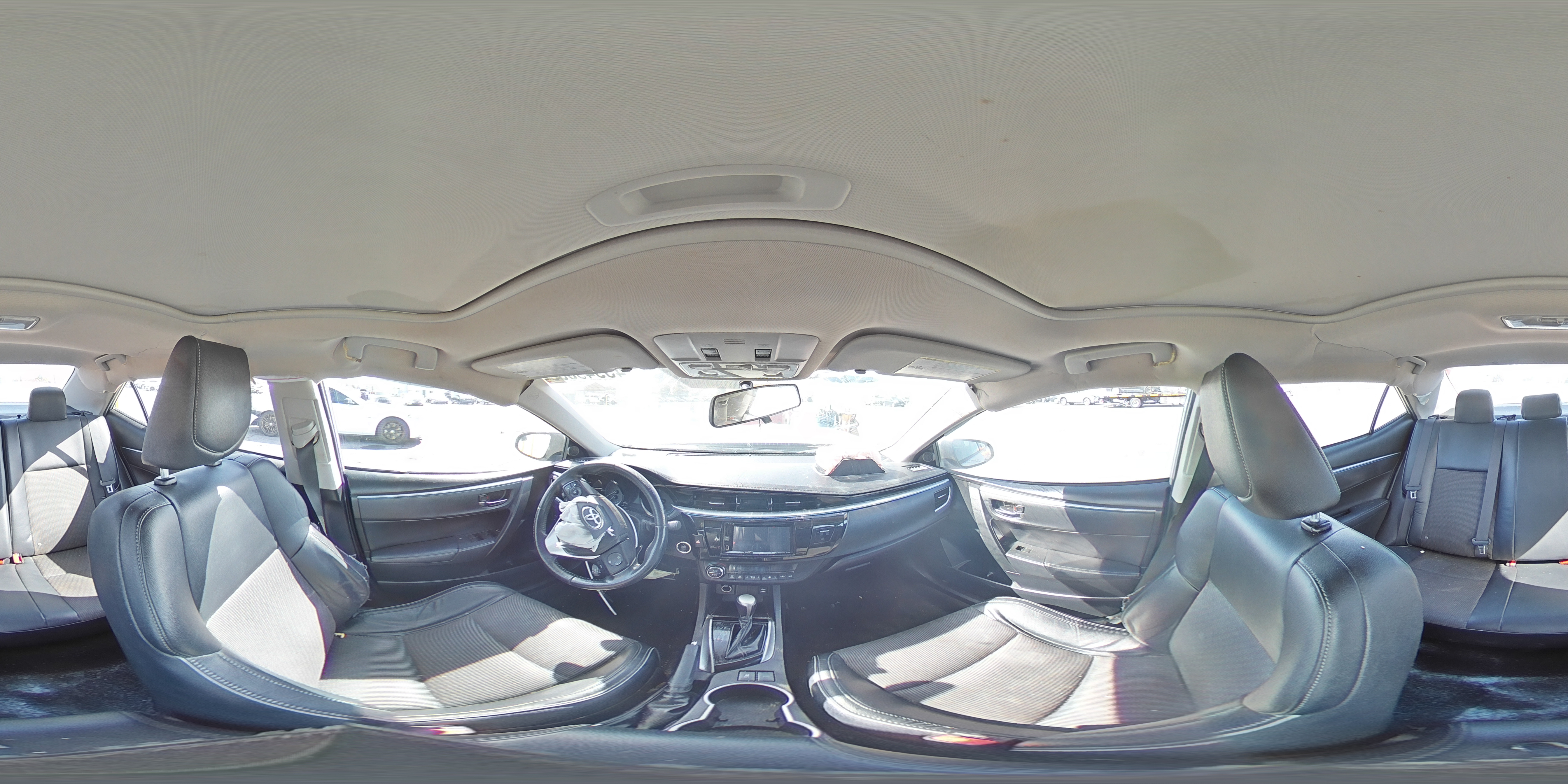 2014 Toyota Corolla - Image 13