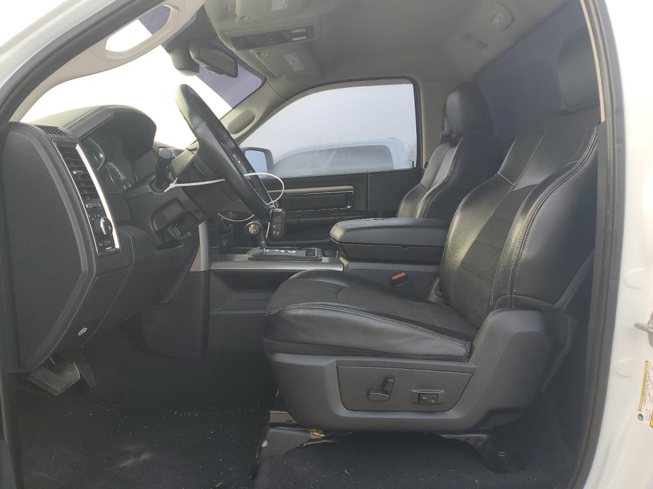 2013 RAM 1500 - Image 7