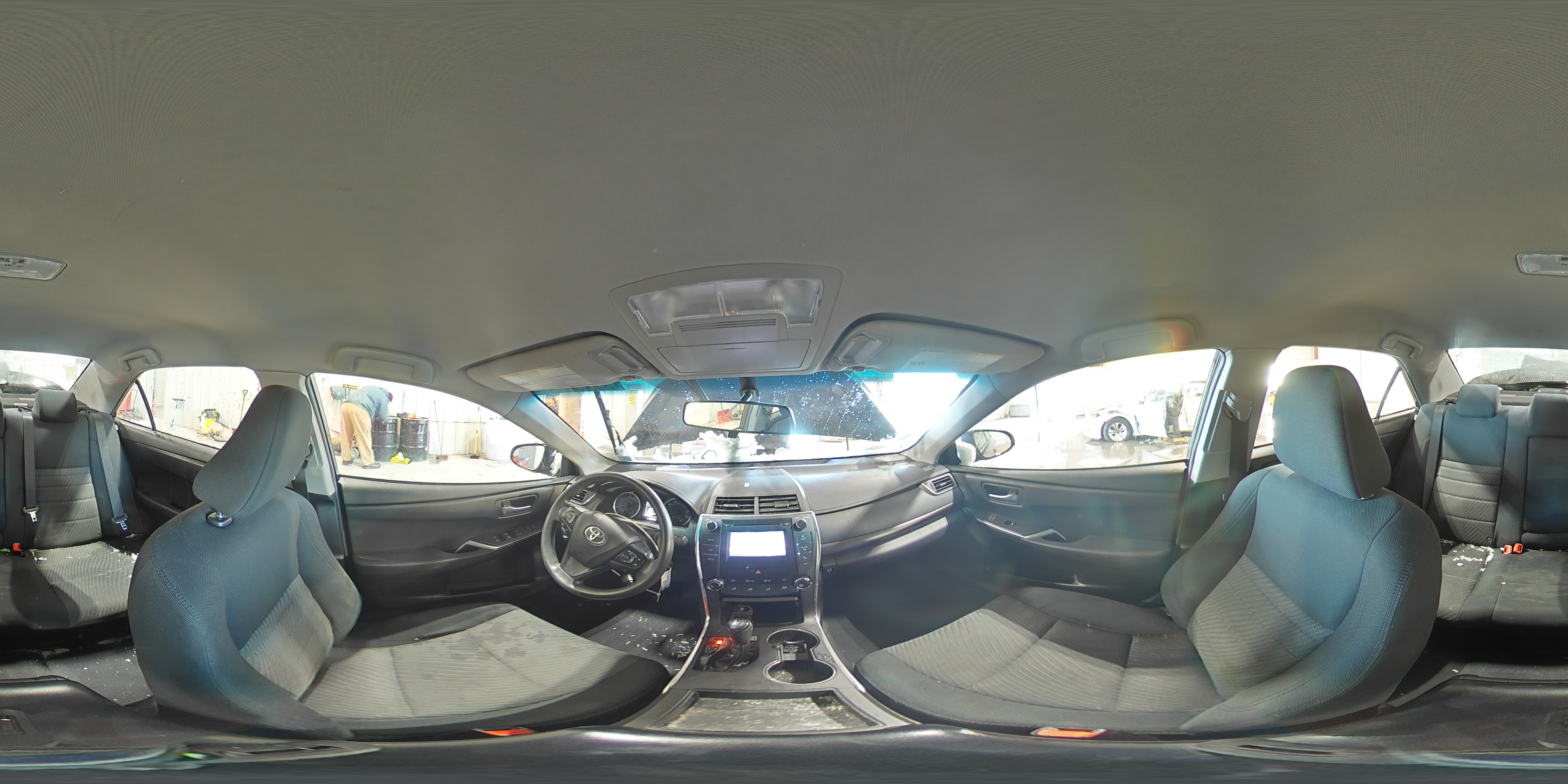 2017 Toyota Camry - Image 15