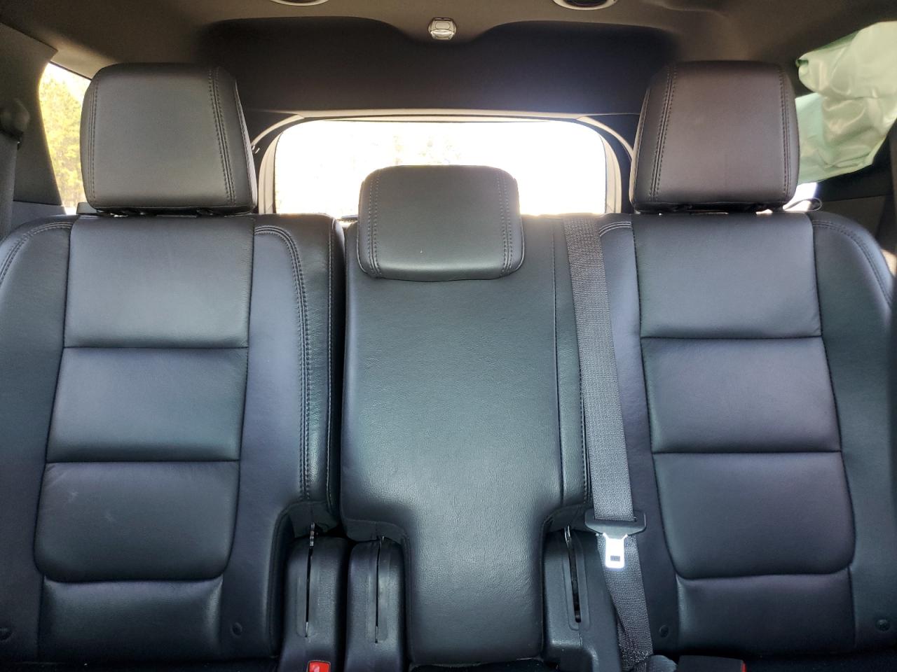 2015 Ford Explorer - Image 10