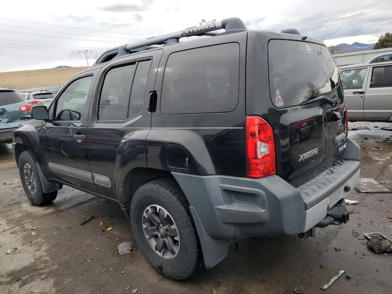 2015 Nissan XTerra - Image 2