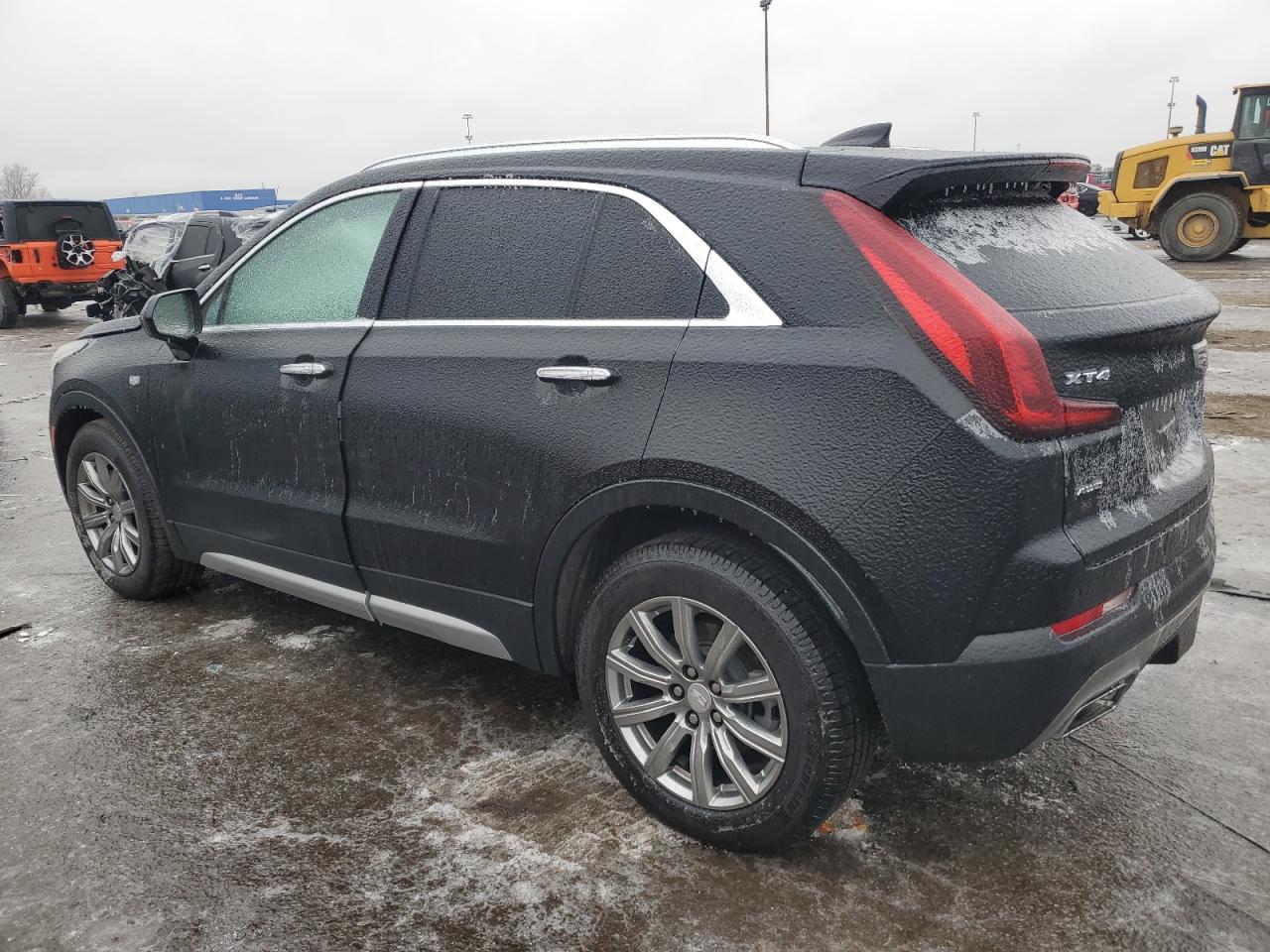 2020 Cadillac XT4 - Image 2