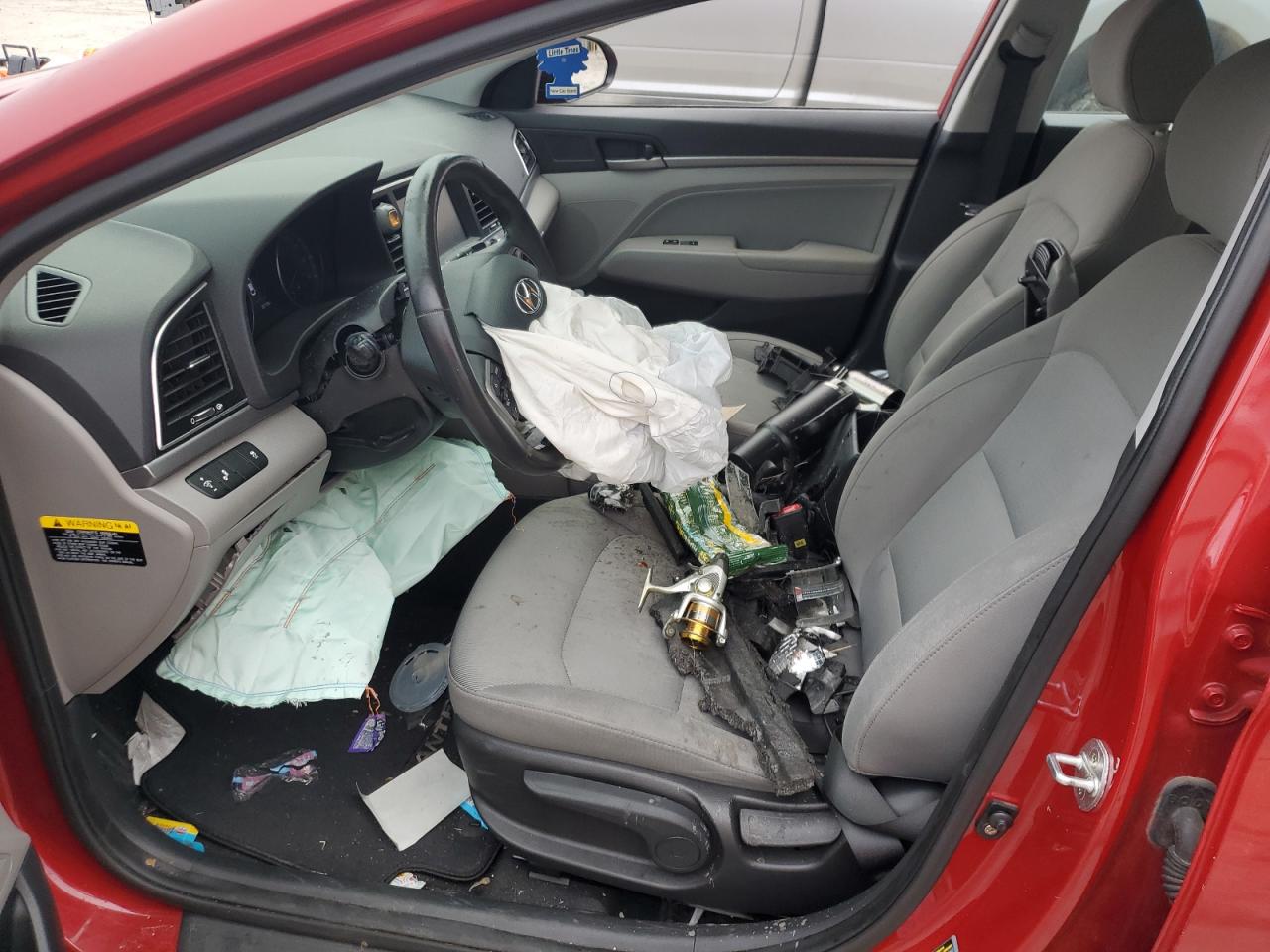2018 Hyundai Elantra - Image 7