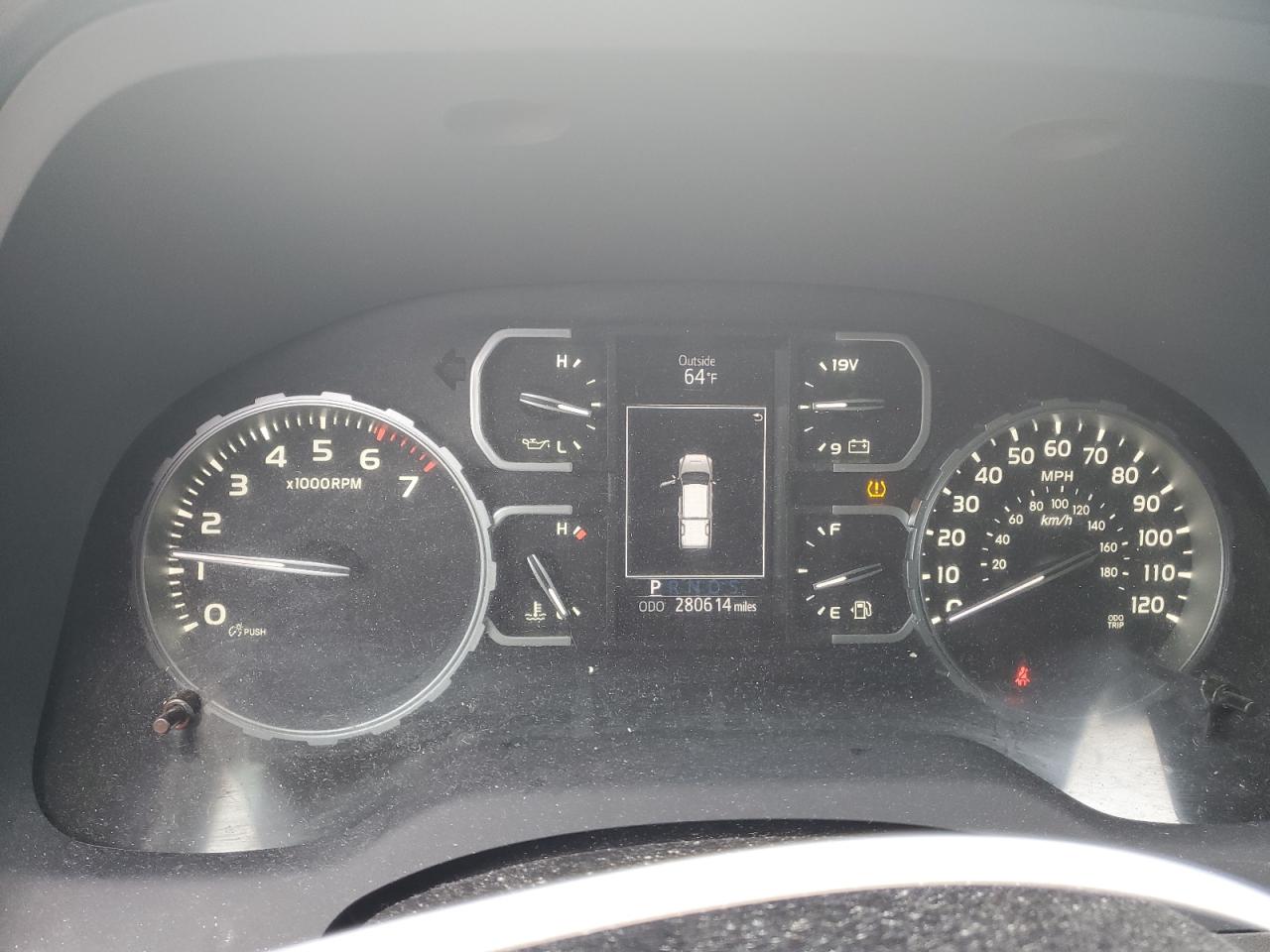 2019 Toyota Tundra - Image 9