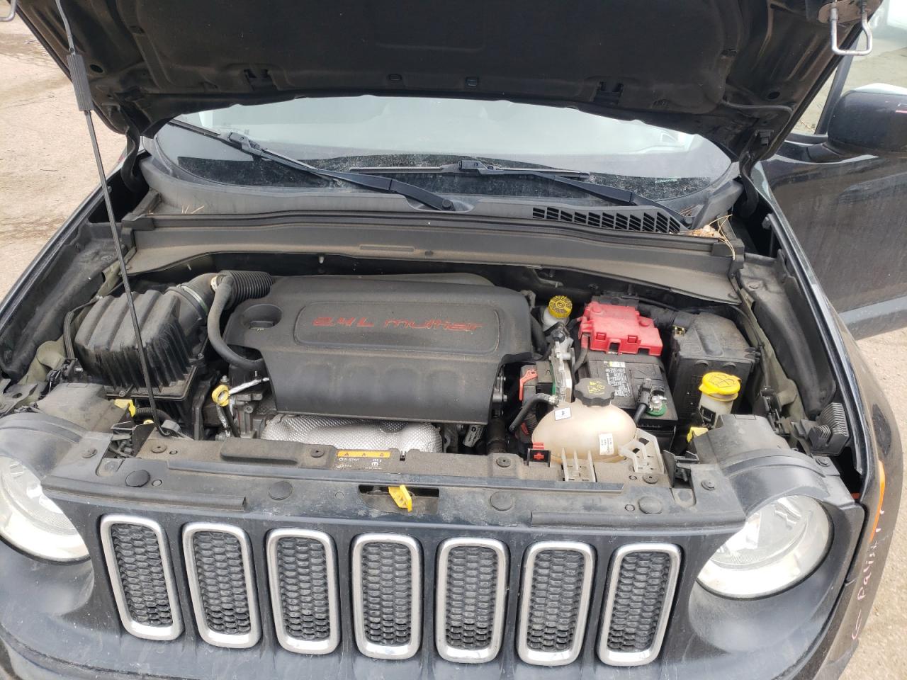 2018 Jeep Renegade - Image 11