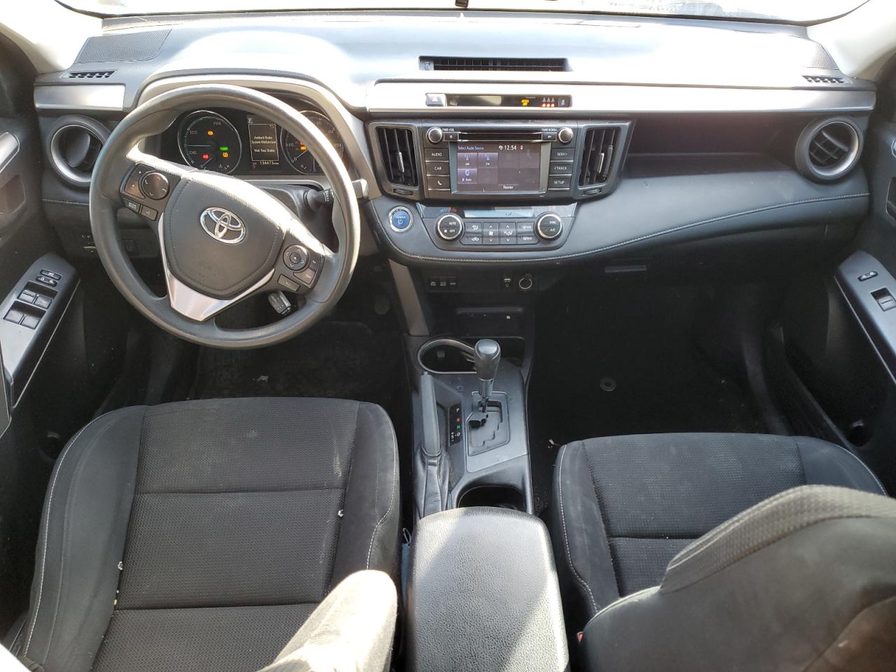 2018 Toyota RAV 4 - Image 8