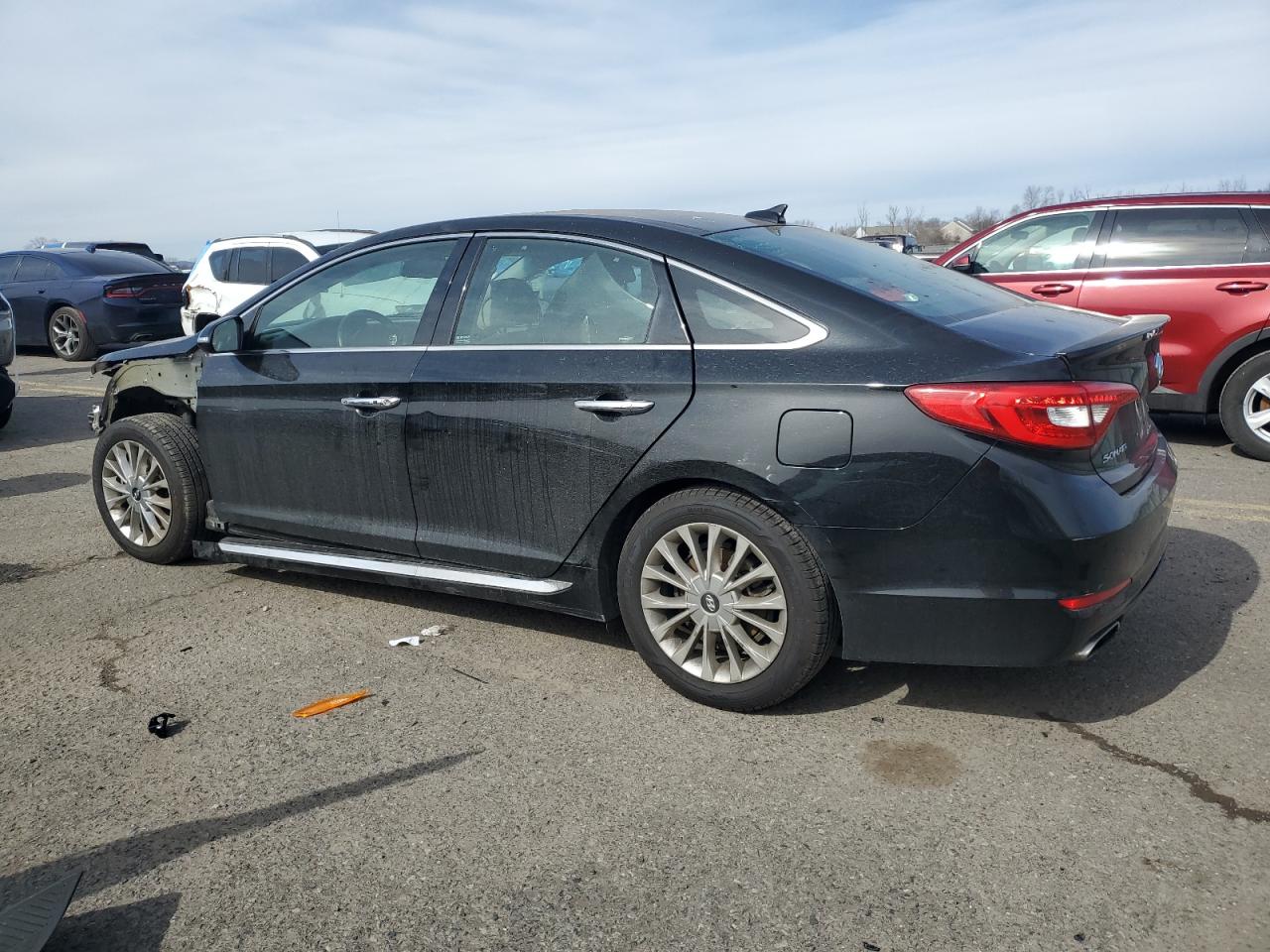 2015 Hyundai Sonata - Image 2