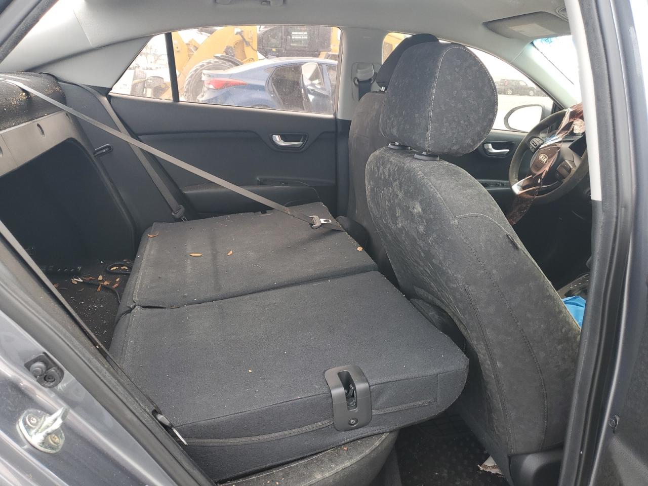 2018 Kia Rio - Image 10