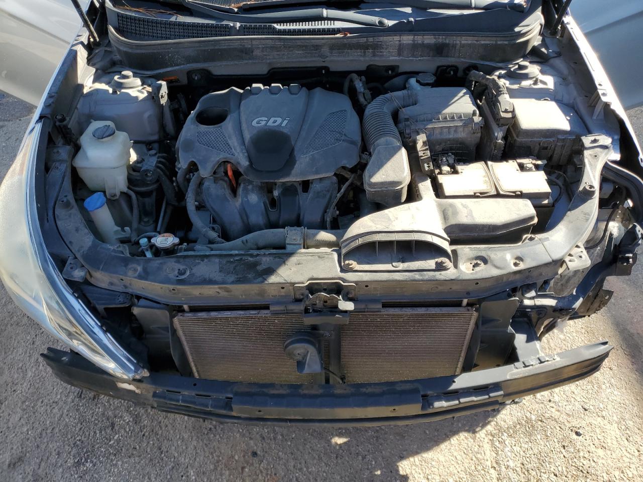 2014 Hyundai Sonata - Image 11