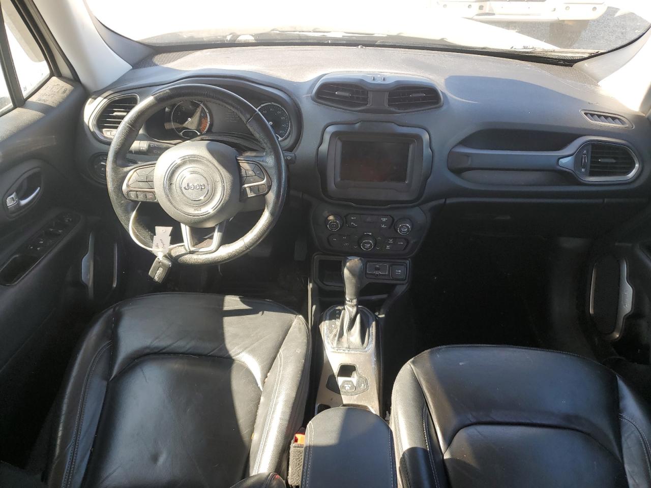 2018 Jeep Renegade - Image 8