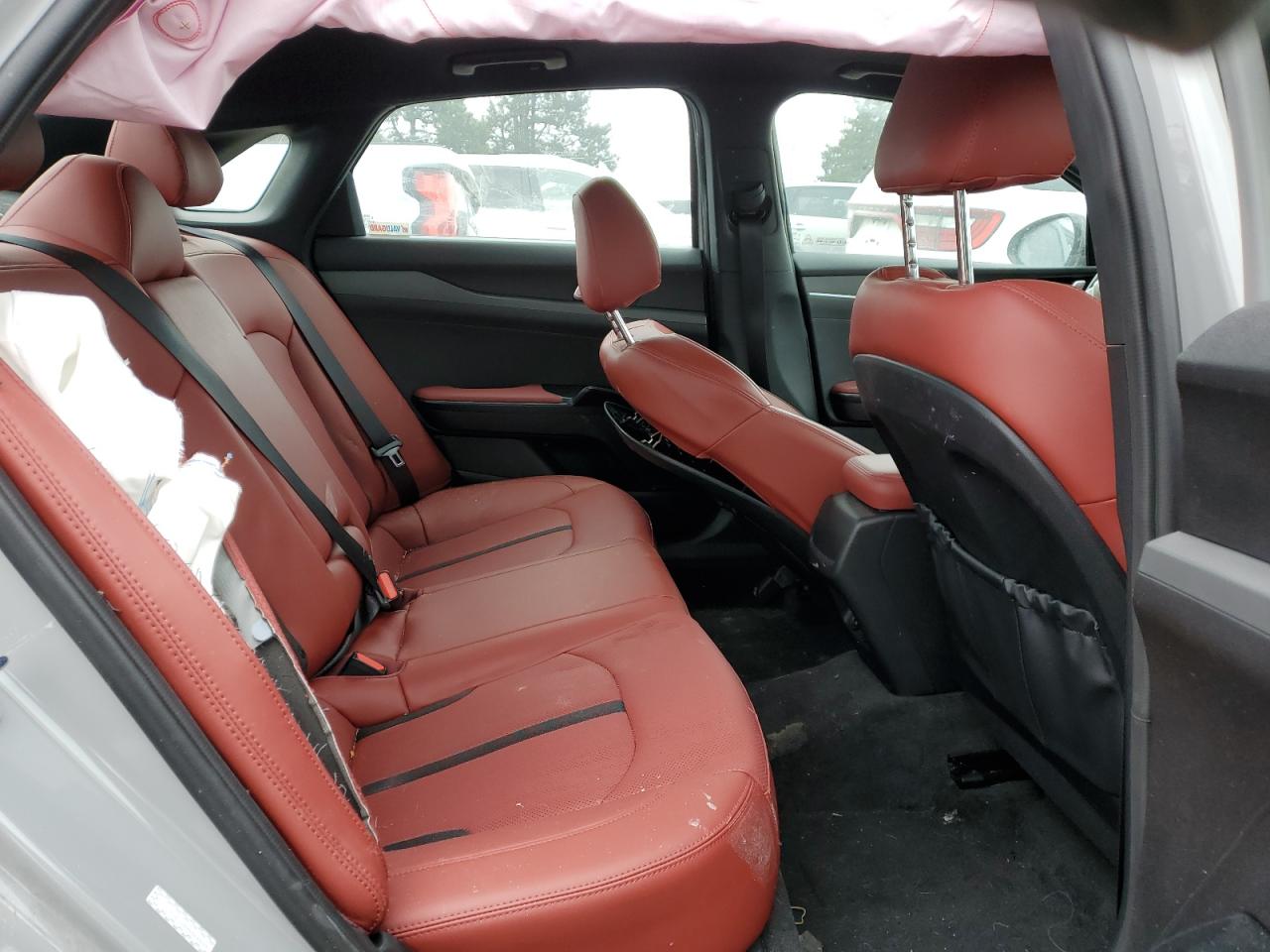 2021 Kia K5 - Image 10