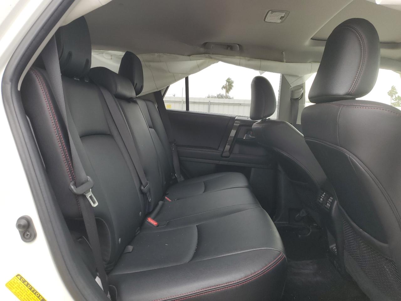 2022 Toyota 4Runner - Image 11