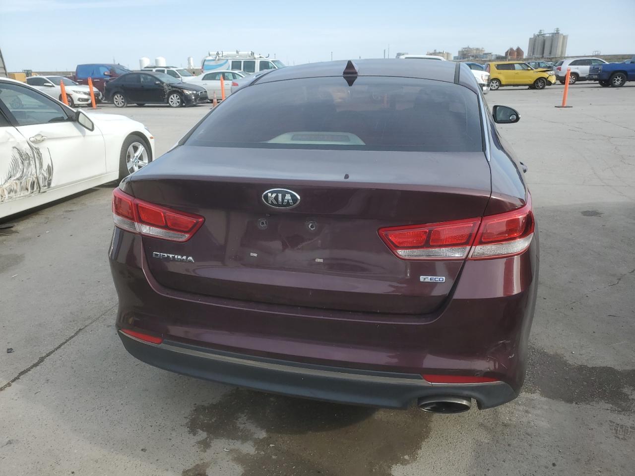 2016 Kia Optima - Image 6