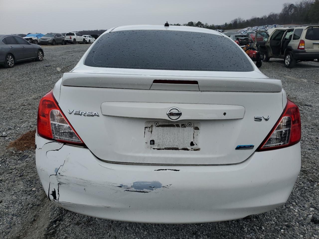 2014 Nissan Versa - Image 6