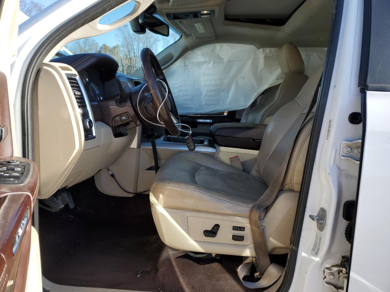 2016 RAM 2500 - Image 7
